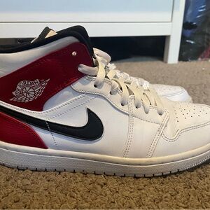 Nike Air Jordan Mid Tops